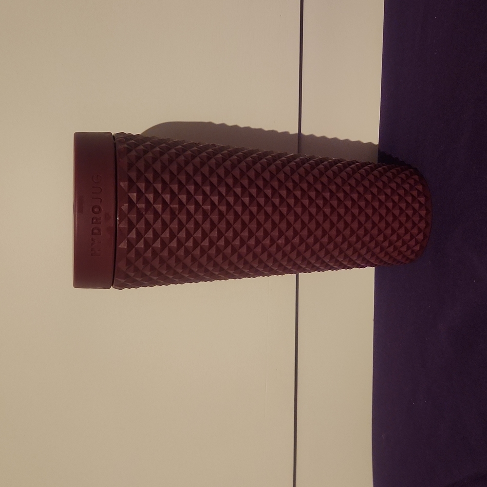 Hydrojug Studded Shaker